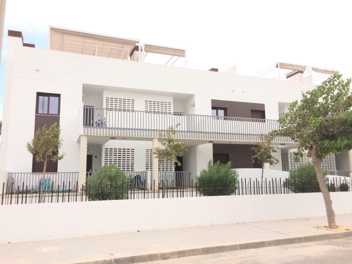 Exclusive New Apartment On The Beach Pilar de la Horadada Esterno foto