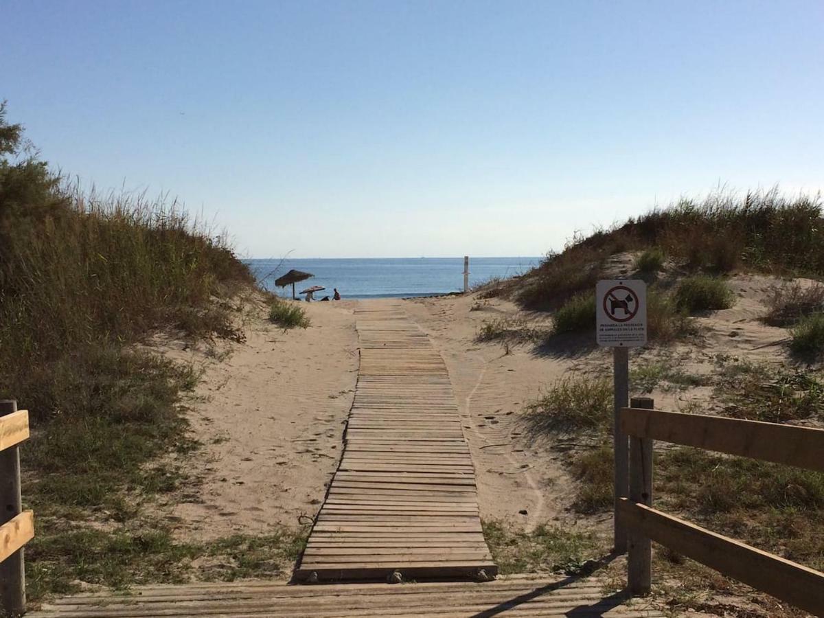Exclusive New Apartment On The Beach Pilar de la Horadada Esterno foto